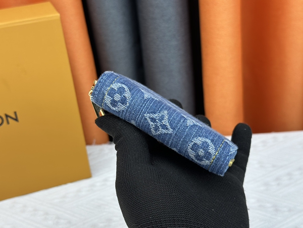 LVコピーウォレット側面デザイン